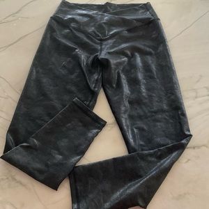 Aerie Offline Faux leather leggings Sz XL/TG